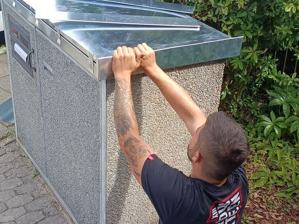 Überdachung Mülltonne